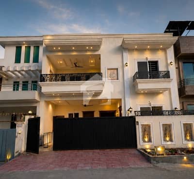 Beautifully Designed 10 Marla House For Sale In Cabinet Division Society (E-17/3), Islamabad