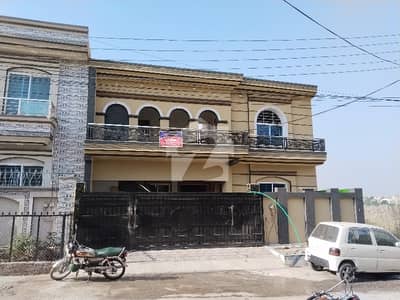 ائیرپورٹ ہاؤسنگ سوسائٹی راولپنڈی میں 4 کمروں کا 8 مرلہ مکان 2.5 کروڑ میں برائے فروخت۔ ائیرپورٹ ہاؤسنگ سوسائٹی راولپنڈی میں 4 کمروں کا 8 مرلہ مکان 2.5 کروڑ میں برائے فروخت۔