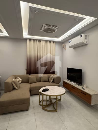 LUXURIOUS 1 Bed Apartment Available For Rent