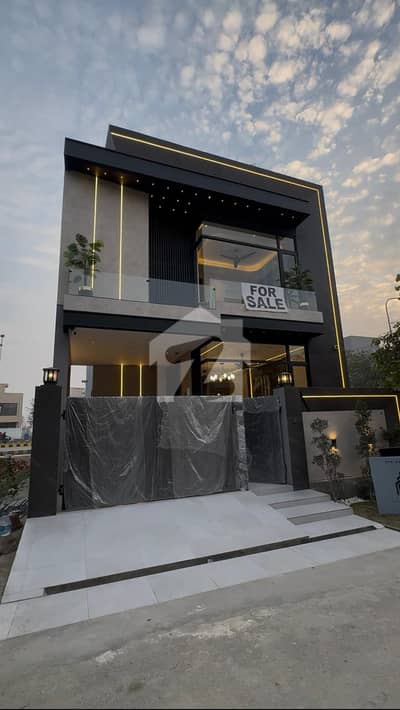 6 MARLA CORNER BRAND NEW LUXURY MODERN HOUSE IS AVAILABLE FOR RENT IN DHA PHASE 9 TOWN BLOCK-C LAHORE.
