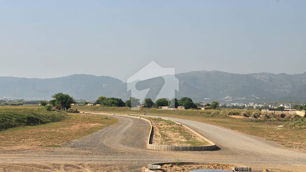 D-13/3 good location plot for sale D-13/3 good location plot for sale