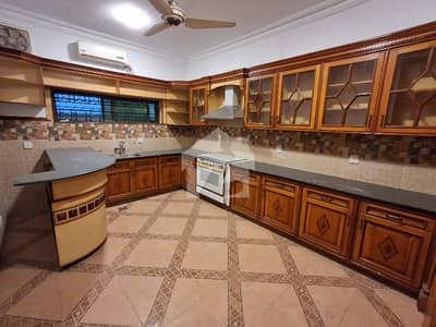 Well Maintained Livable House for Sale at Prime Location of Sector G-10 Well Maintained Livable House for Sale at Prime Location of Sector G-10