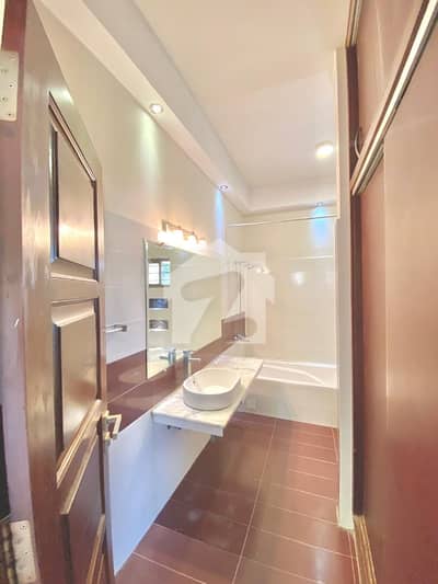1 Kanal Upper Portion For Rent In D 12