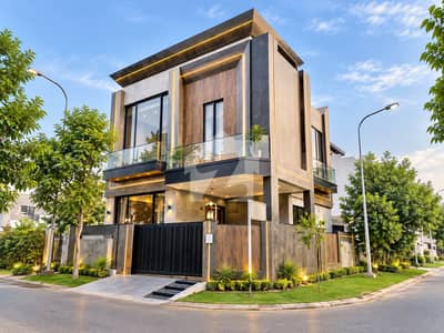 Luxurious 5 Marla Lavish Bungalow On Top Location For Rent Phase 9 Town DHA Lahore