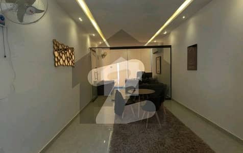 Highly-Desirable Prime Location 600 Square Feet Office Available In M. A. Jinnah Road