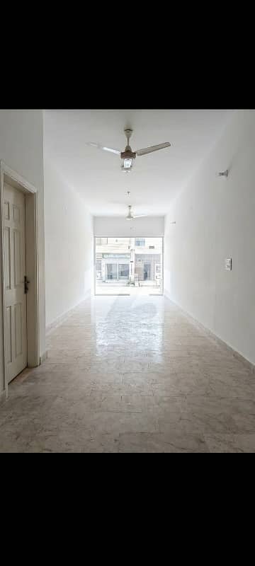 گلشنِ اقبال - بلاک 1 گلشنِ اقبال,گلشنِ اقبال ٹاؤن,کراچی میں 2 مرلہ Studio دکان 1.9 کروڑ میں برائے فروخت۔ گلشنِ اقبال - بلاک 1 گلشنِ اقبال,گلشنِ اقبال ٹاؤن,کراچی میں 2 مرلہ Studio دکان 1.9 کروڑ میں برائے فروخت۔