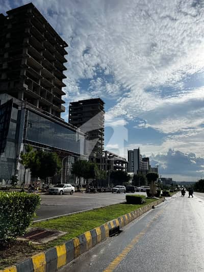 4 kanal non develop farm house available for sale in gulberg green Islamabad