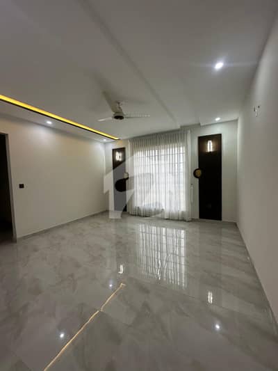 FULL HOUSE FOR RENT IN EDEN BOULEVARD SOCIETY COLLEGE ROAD LAHORE