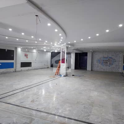 آئی 11/3 آئی ۔ 11,اسلام آباد میں 180 کنال Studio دفتر 4.75 لاکھ میں کرایہ پر دستیاب ہے۔
