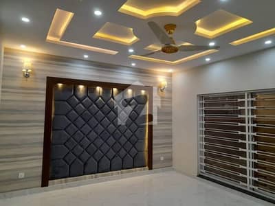 10 MARLA NEW UPPER BEAUTIFUL UPPER PORTION FOR RENT IN JASMJNE BLOCK SECTOR C BAHRIA TOWN LAHORE