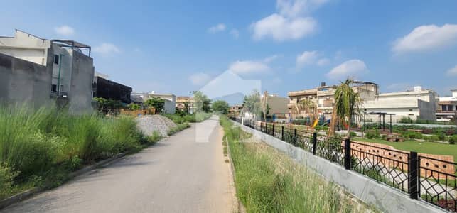 Cheapest Plot in SOan GARden at Main Canal Road Block F 40/90