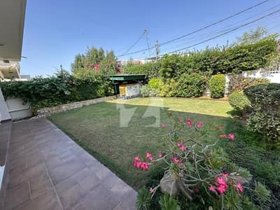 500 Yards Compact Luxury Bungalow For Sale In Phase 5 Khy-e-Tanzeem DHA Karachi - 4 Bedrooms