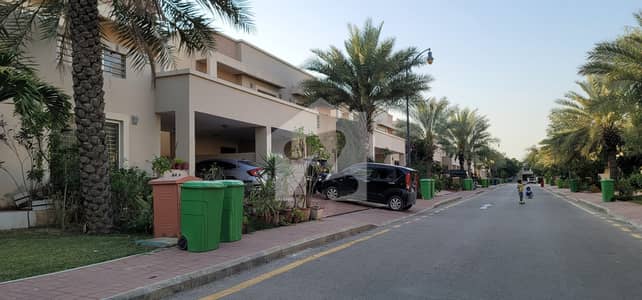 Quaid Villas 200sq yd Close to Entrance of BTK 3Bed One Unit Villas FOR SALE Quaid Villas 200sq yd Close to Entrance of BTK 3Bed One Unit Villas FOR SALE