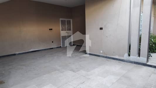Buy 350 Square Yards Lower Portion At Highly Affordable Price