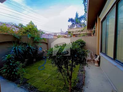 Highly-Desirable Prime Location 10 Marla House Available In Ali Homes Highly-Desirable Prime Location 10 Marla House Available In Ali Homes