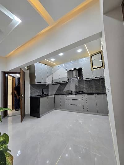 Prime Location 1200 Square Feet Spacious Flat Available In Badar Commercial Area For sale