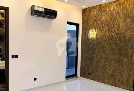 Buy A Centrally Located Prime Location 10 Marla House In Punjab Coop Housing Society