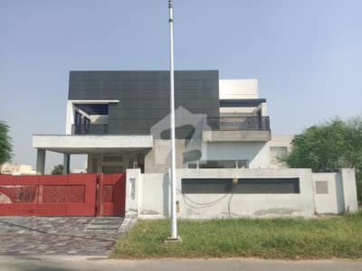 Modern Design House 5 Bed 2 Servant Rooms in Basement | For Sale | DHA Lahore
