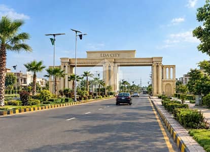 ایل ڈی اے سٹی فیز 1 - بلاک سی سی ایل ڈی اے سٹی فیز 1 - اقبال سیکٹر,ایل ڈی اے سٹی فیز 1,ایل ڈی اے سٹی,ایل ڈی اے روڈ,لاہور میں 5 مرلہ رہائشی پلاٹ 47.0 لاکھ میں برائے فروخت۔