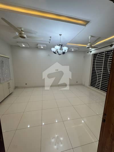 10 Marla (35x70) Ground Portion Available For Rent G-13/4 ISB