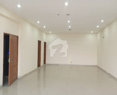 04 MARLA COMMERCIAL FLOOR AVAILABLE 04 MARLA COMMERCIAL FLOOR AVAILABLE