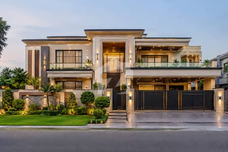 Exclusive 2 Kanal Residence Available for Rent in Defence Raya