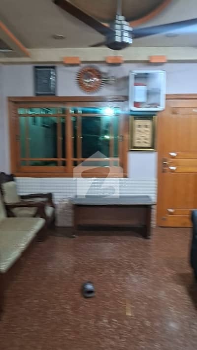 West Open Leased First Floor Flat Available For Sale In Gulshan E Iqbal Block 6 Boundry Wall Project Car Parking Inside.