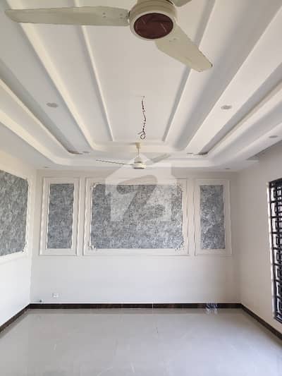 1 Kanal Brand New Beautiful Upper Portion For Rent