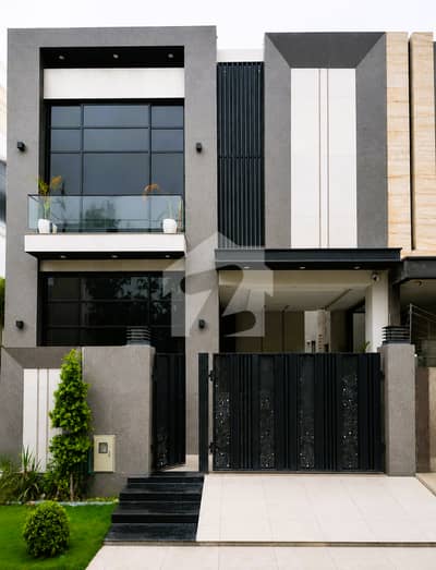Modern 5 Marla Home with Elegant Design & Premium Finishing Modern 5 Marla Home with Elegant Design & Premium Finishing
