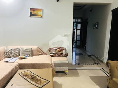 جی ۔ 10 اسلام آباد میں 6 کمروں کا 7 مرلہ مکان 7.9 کروڑ میں برائے فروخت۔