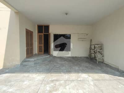 10-Marla 3-Bedrooms House Available For Rent In Askari-9 Lahore Cantt 10-Marla 3-Bedrooms House Available For Rent In Askari-9 Lahore Cantt