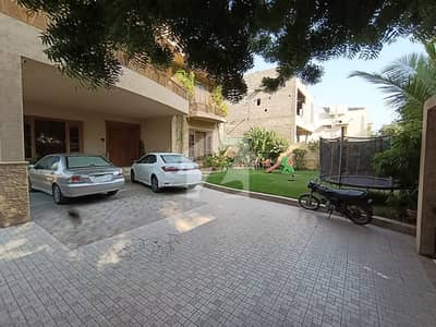 ڈی ایچ اے فیز 6 ڈی ایچ اے ڈیفینس,کراچی میں 6 کمروں کا 2 کنال مکان 30.0 کروڑ میں برائے فروخت۔ ڈی ایچ اے فیز 6 ڈی ایچ اے ڈیفینس,کراچی میں 6 کمروں کا 2 کنال مکان 30.0 کروڑ میں برائے فروخت۔