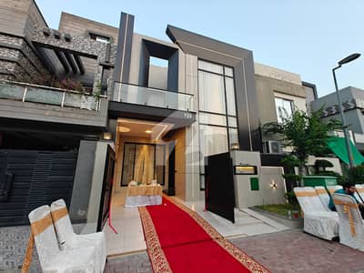 5 Marla Brand New Ultra Modern Designer House for Sale in Sector E, Bahria Town Lahore | Double-Height Lobby | Luxury Living
