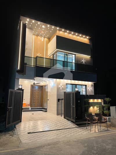 5 MARLA LUXURY HOUSE AVAILABLE FOR SALE IN PARK VIEW CITY LAHORE 5 MARLA LUXURY HOUSE AVAILABLE FOR SALE IN PARK VIEW CITY LAHORE