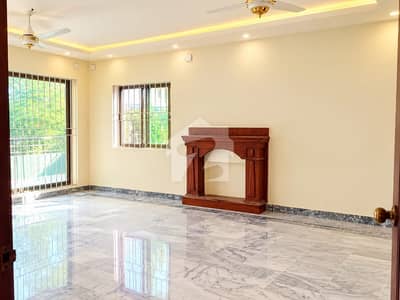 F11 Upper Portion Available For Rent 3 Bed 3 Bath F11 Upper Portion Available For Rent 3 Bed 3 Bath