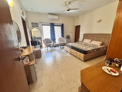 DHA Phase 3, 01 Kanal, 03 Bed, Luxurious Upper Portion For Rent. Original Pictures Attached.
