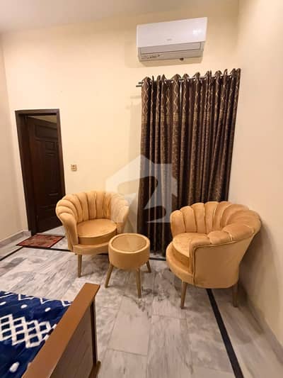 3 BED ROOM 10 MARLA BRAND NEW FIRST ENTRY FULLY FURNISHED LOWER PORTION AVAILABLE FOR RENT BAHRIA TOWN LAHORE