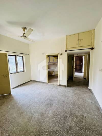 G11/4 E type flat available for rent 2 bed bath kitchen tvl ground floor G11/4 E type flat available for rent 2 bed bath kitchen tvl ground floor