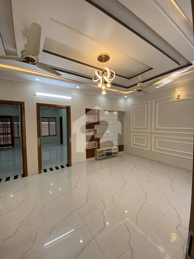10 Marla Double Storey Prime Location House Available For Rent With All Facilities 10 Marla Double Storey Prime Location House Available For Rent With All Facilities