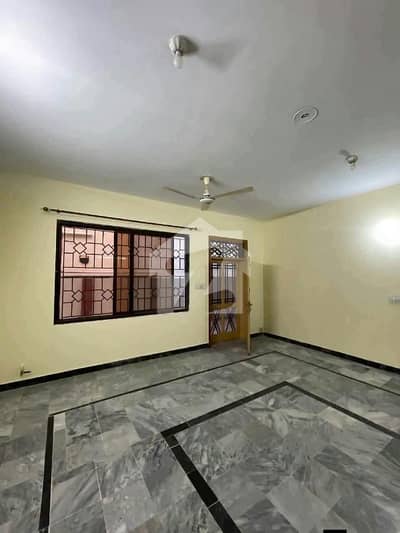 G11 Ground portion available for rent