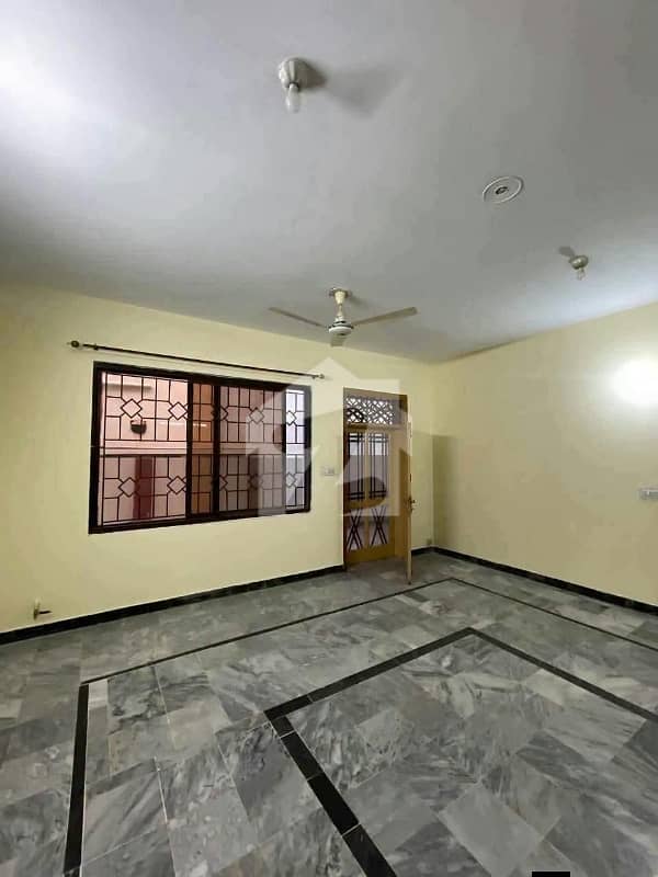 G11 Ground portion available for rent G11 Ground portion available for rent
