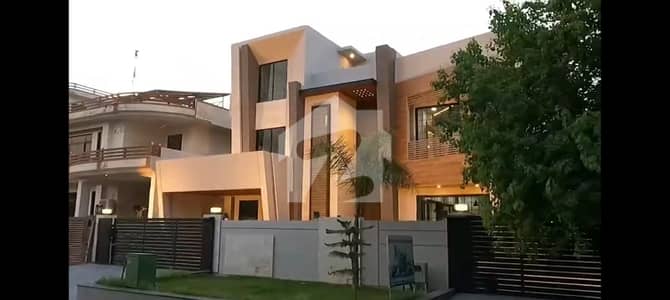جی ۔ 14/4 جی ۔ 14,اسلام آباد میں 6 کمروں کا 1 کنال مکان 19.5 کروڑ میں برائے فروخت۔