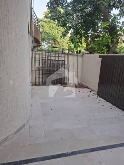 10 Marla Doubel. Unit 5 Bed Rooms House Ideal Location In Phase4 Bahria Town Rawalipindi 10 Marla Doubel. Unit 5 Bed Rooms House Ideal Location In Phase4 Bahria Town Rawalipindi
