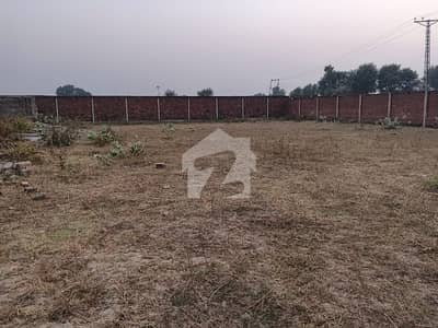 برکی روڈ کینٹ,لاہور میں 3 کنال زرعی زمین 1.35 کروڑ میں برائے فروخت۔