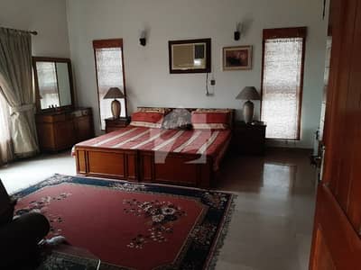 SOLID CONSTRUCTION SUPERB LOCATION OWNER BUILD HOUSE FOR SALE