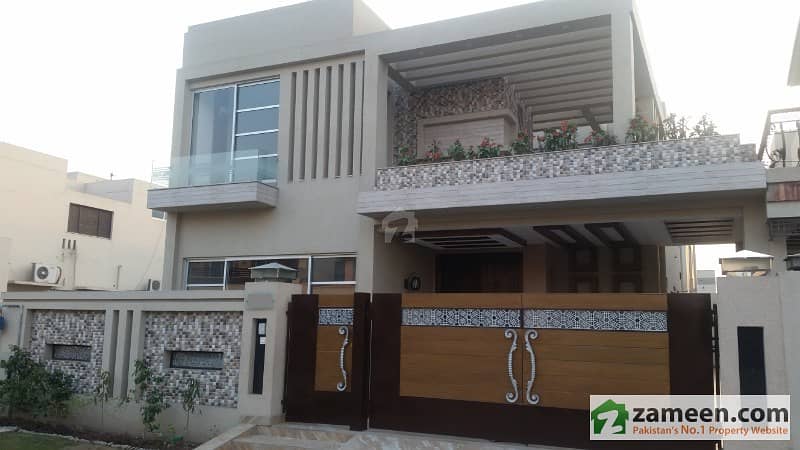 10 Marla Brand New Italian Style House Built By Architect In Dha Phase 6