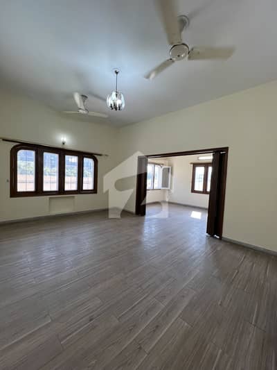 Beautiful Independent Portion With 9.5 KW Solar System Beautiful Independent Portion With 9.5 KW Solar System