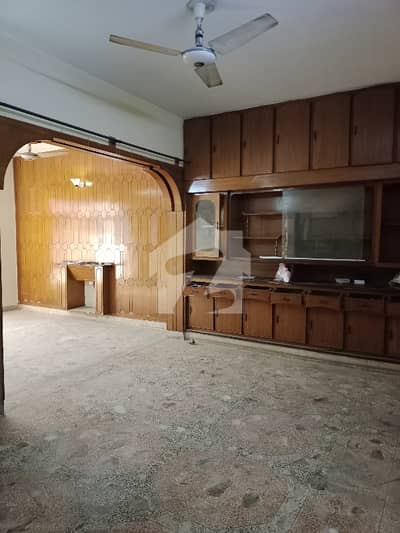 آئی ۔ 10 اسلام آباد میں 5 کمروں کا 6 مرلہ مکان 1.4 لاکھ میں کرایہ پر دستیاب ہے۔