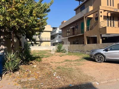Residential Plot Spread Over 10 Marla In Bahria Town Phase 3 Available