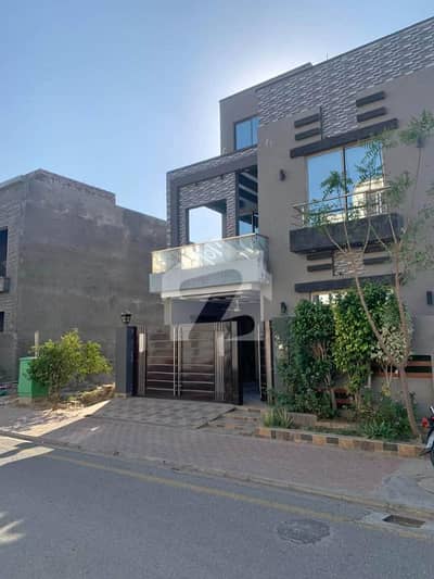 10 Marla House Available For Rent In Block B, Citi Housing Sialkot